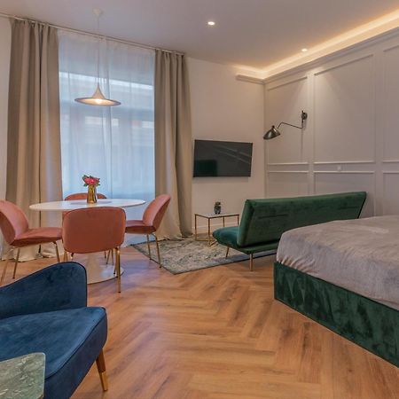 Grand Apartments Zagreb Buitenkant foto